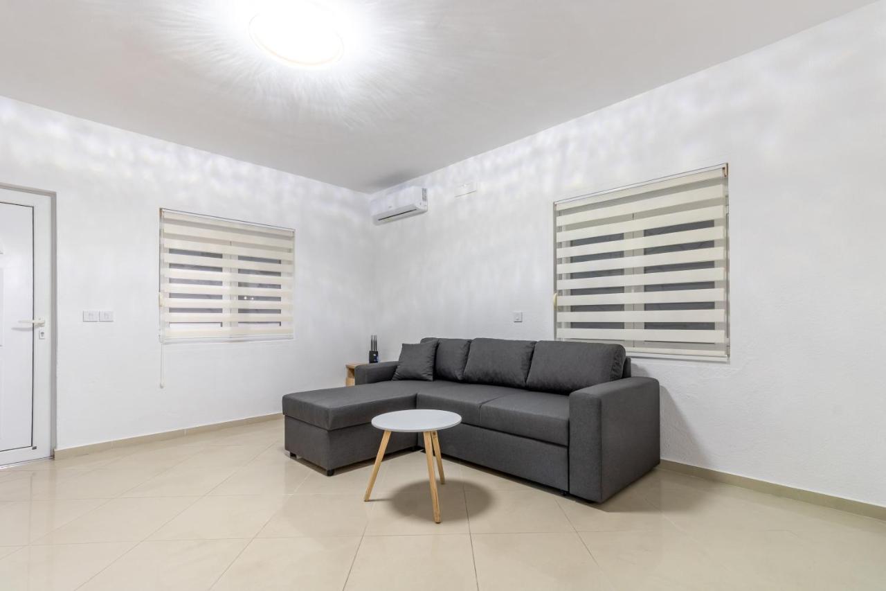 Apart-Hotel Prestige Ούλτσιν Εξωτερικό φωτογραφία