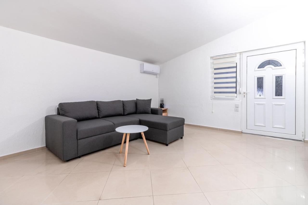 Apart-Hotel Prestige Ούλτσιν Εξωτερικό φωτογραφία